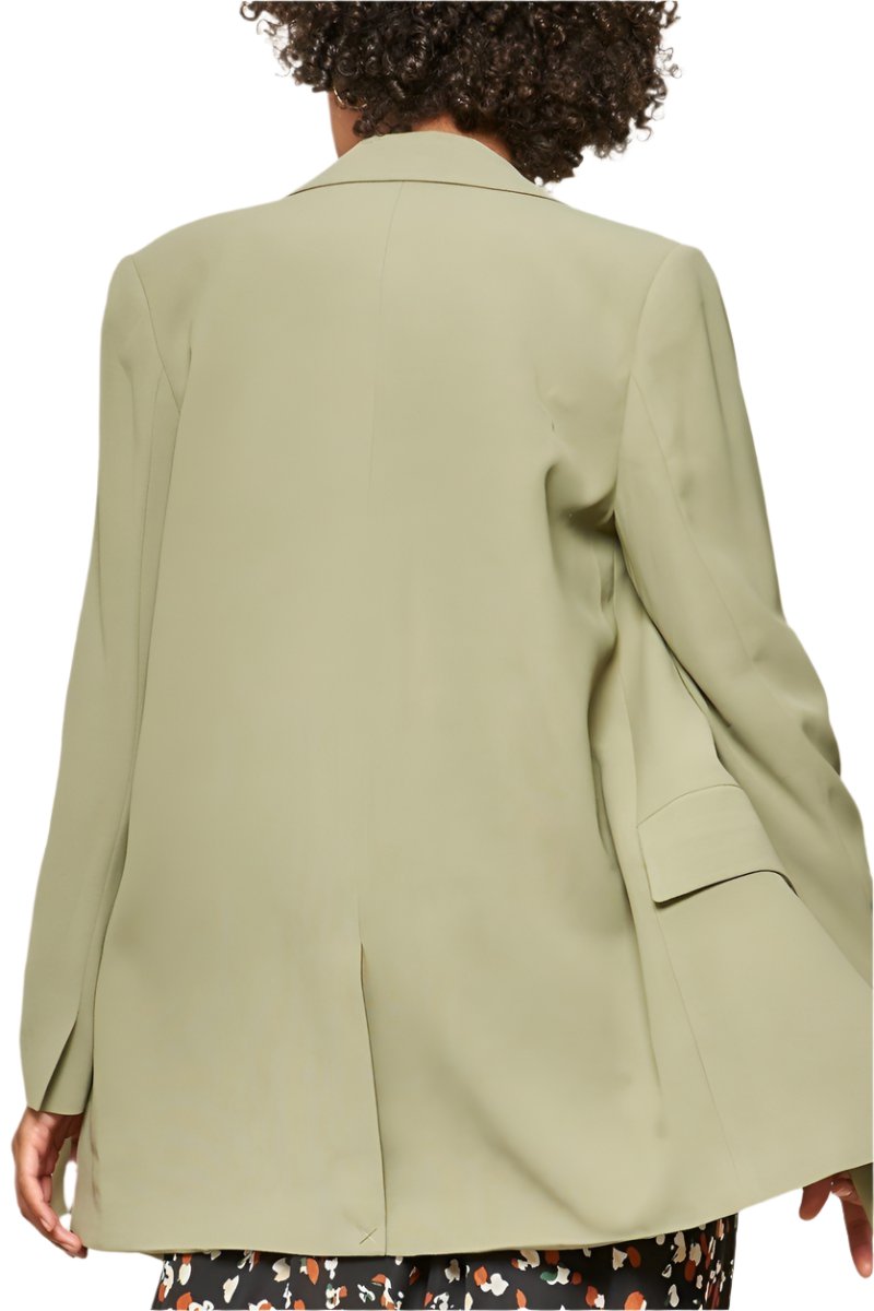 A Solid Woven Blazer Jacket